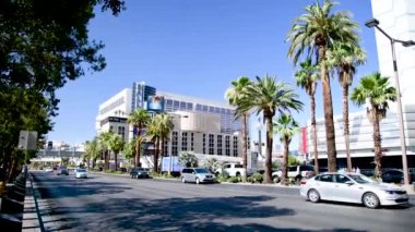 Las Vegas, Nv - 30 Haziran 2018: Dükkan ve Strip turist. Burası en ünlü şehir sokak.