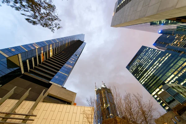 Arranha Céus Cbd Melbourne Noite Como Visto Rua — Fotografia de Stock