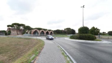 Pisa Kalesi güneşli, İtalya
