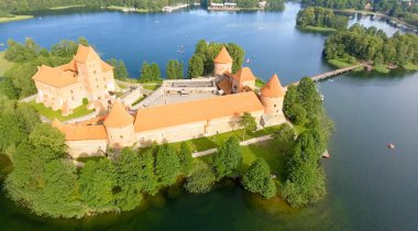 Trakai Kalesi, Litvanya'nın havadan görünümü.