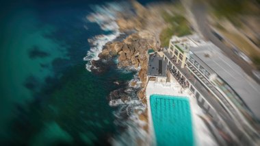 Hava havai görünümü Bondi Beach havuz alanı, Avustralya.