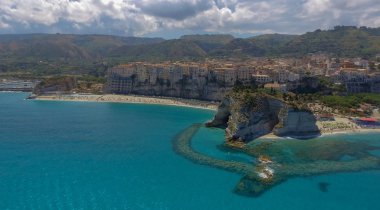 Güzel hava sahil, Calabria yaz, İtalya.