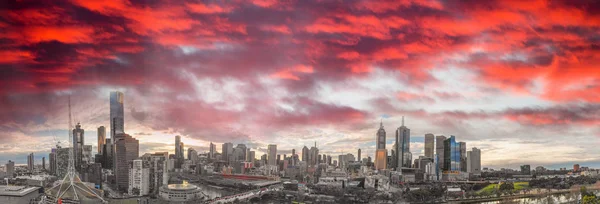 Melbourne Australien Solnedgången Antenn Panorama Över Stadssilhuetten — Stockfoto