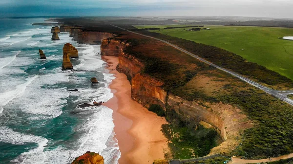 Hava Panoramik Gündoğumu Görünümünü Twelve Apostles Kireçtaşı Yığınlar Avustralya — Stok fotoğraf
