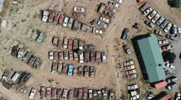 Vista Aérea Carros Antigos Reunidos Parque Estacionamento Rural — Fotografia de Stock