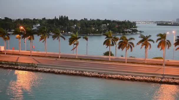 Sonnenuntergang Skyline Von Miami Von Einem Ausfahrenden Kreuzfahrtschiff Aus Gesehen — Stockvideo