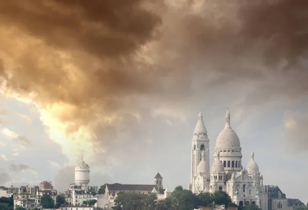 Schöne Luftaufnahme Von Montmartre Mit Herz Jesu Kathedrale Paris Frankreich — Stockfoto