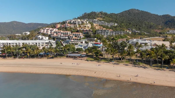 Bela Costa Paisagem Urbana Airlie Beach Queensland Vista Aérea Drone — Fotografia de Stock