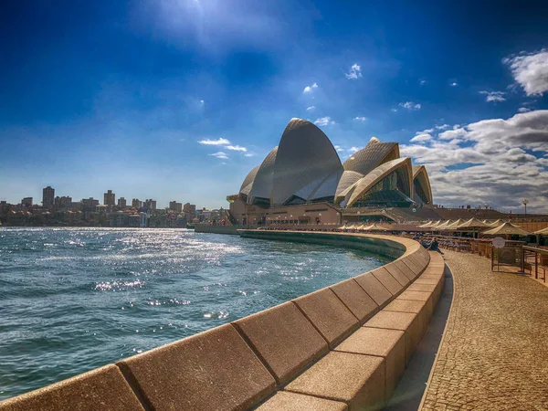 Sydney Australia Sierpień 2018 Opera House Jak Widać Słoneczny Dzień — Zdjęcie stockowe