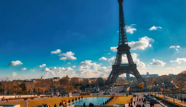 Paříž Listopad 2012 Eiffelova Věž Paříži Krásného Slunečného Dne Pohled — Stock fotografie