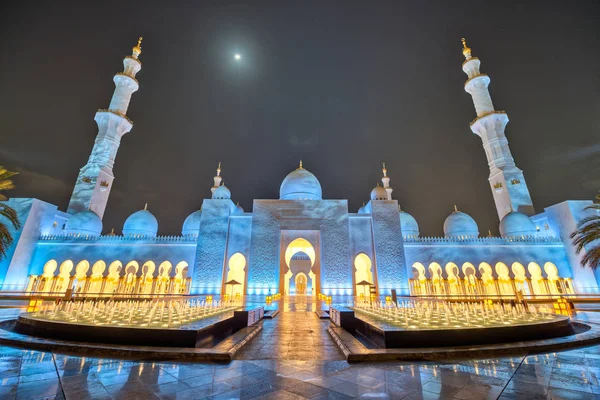 Абу Даби Шейх Заид Большая Мечеть Ночью Религия Ислам Концепции — стоковое фото