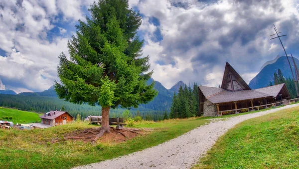Small Church European Alps Summer Time — Stock Photo, Image