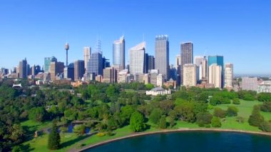 Sydney defne binalar ve park hava görünümünü bir güneşli bir gün, Avustralya, video
