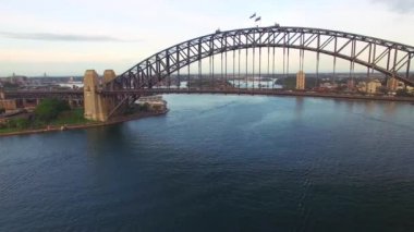 Sydney Harbour Bridge, Avustralya. Video 