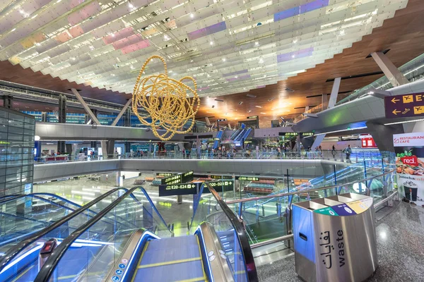 Doha Qatar Agosto 2018 Interior Aeroporto Internacional Hamad Aeroporto Abriu — Fotografia de Stock