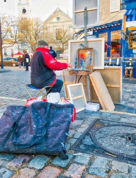 Paris Francja Grudzień 2012 Turyści Odwiedzają Dzielnicy Montmartre Sztuki Miasto — Zdjęcie stockowe