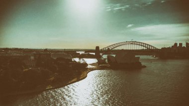 Günbatımında Sydney Limanı panoramik manzarası, Yeni Güney Galler, Avustralya.