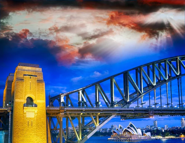 Ночной Вид Мост Сиднейской Гавани Колеса Обозрения Luna Park Сумерках — стоковое фото