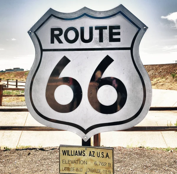 Route Straßenschild Williams Arizona — Stockfoto