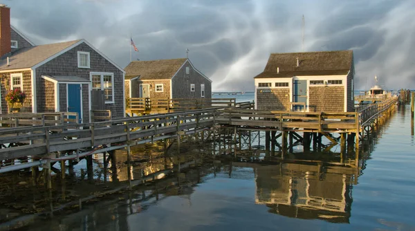 Grupa Domów Nad Wodą Nantucket Massachusetts — Zdjęcie stockowe