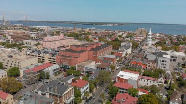 Savannah Skyline şehir merkezine, Georgia, ABD havadan görünümü