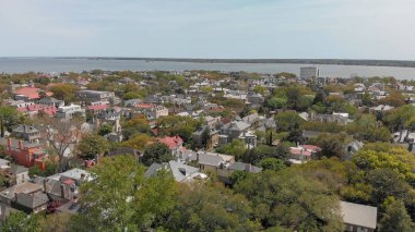 Savannah Skyline şehir merkezine, Georgia, ABD havadan görünümü