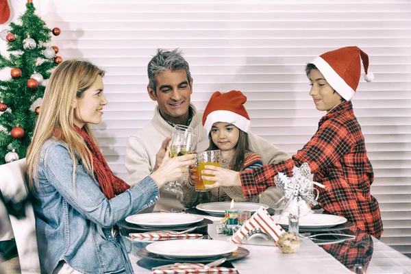 Jantar Natal Com Família — Fotografia de Stock