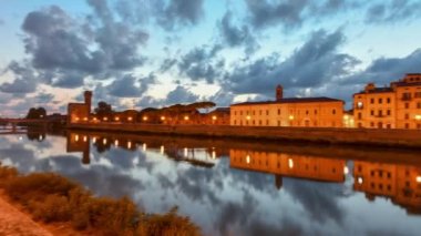 Işıkları Lungarni Pisa, Tuscany Mimarlık, gün batımı, güzel zaman atlamalı