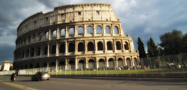 Colosseum Uitzicht Vanaf Dei Fori Imperiali Rome Italië — Stockfoto