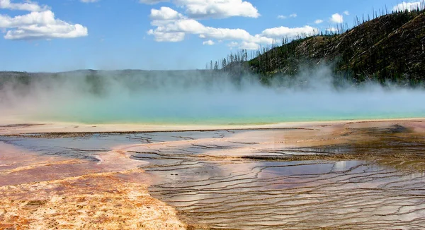 Geyser Fumé Dans Parc National Yellowstone — Photo