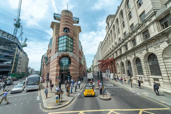 Λονδίνο Ιουνίου 2015 Τουρίστες Και Κίνηση Στους Δρόμους Της Πόλης — Φωτογραφία Αρχείου