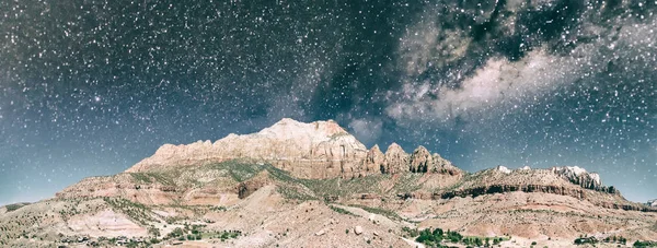 Nationaal Park Zion Luchtfoto Afbakening Een Sterrennacht Utah — Stockfoto