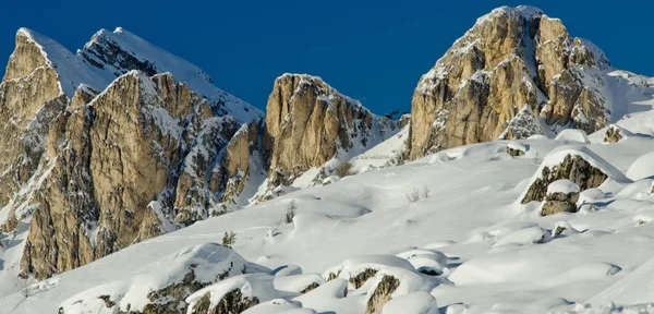 Snöiga Landskap Dolomiter Bergen Vintersäsongen Italien — Stockfoto