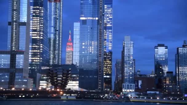 Vista Panorámica Atardecer Del Horizonte Midtown Manhattan Desde Crucero Movimiento — Vídeos de Stock