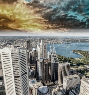 Sydney 'nin ihtişamı ufuk çizgisi, Avustralya.