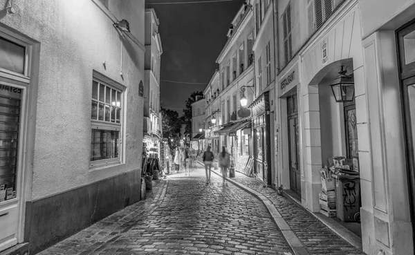 Parijs Juni 2014 Toeristen Locals Wandeling Montmartre Straten Nachts Montmartre — Stockfoto