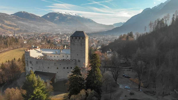 Luchtfoto Van Lienz Kasteel Vallei Het Winterseizoen Oostenrijk — Stockfoto