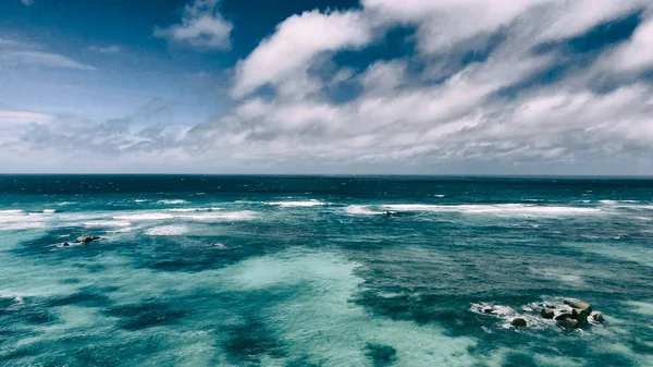 Ocean Blu Sky Holiday Concept — Stock Photo, Image