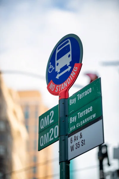 Bus Stop Sign Manhattan New York City — Stock Photo, Image