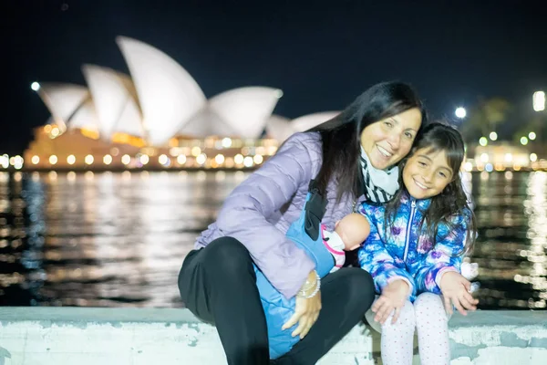 Happy Mother Daughter Enjoying Visiting Sydney Night Australia — Stock Photo, Image