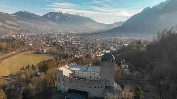 Letecký Pohled Hrad Lienz Údolí Zimní Sezóně Rakousko — Stock fotografie