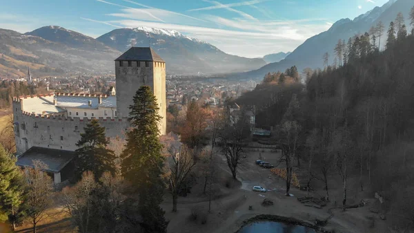 Kışın Avusturya Lienz Castle Havadan Görünümü — Stok fotoğraf