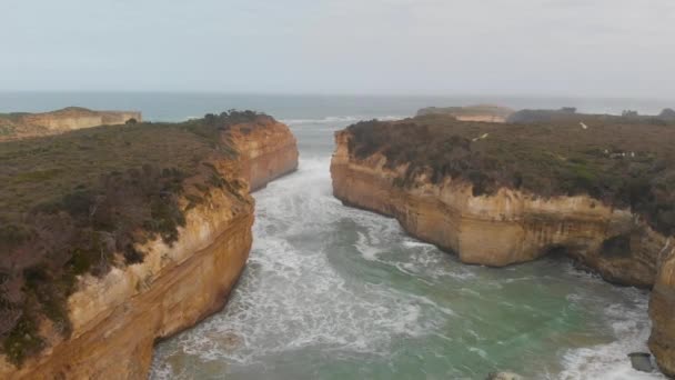 Aerial view of Loch Ard Gorge and Island Arch, Port Cambell - Au — Stock Video