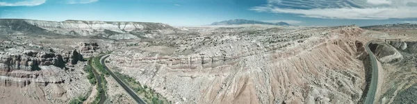 Straße Über Den Canyon Luftpanorama Bei Sonnenuntergang — Stockfoto