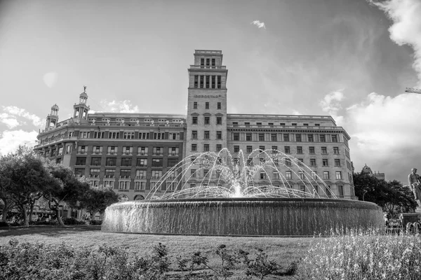 Barcelona Mayo 2018 Plaza Catalunya Barcelona Soleado Día Primavera — Foto de Stock