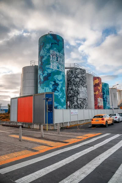 Auckland Nya Zeeland Augusti 2018 Färgglada Silos Vid Vattnet Auckland — Stockfoto