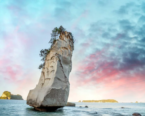 Kathedralenbucht Berühmter Felsen Bei Sonnenuntergang Coromandel Neuseeland — Stockfoto