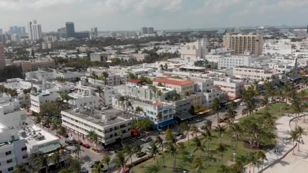 Miami South Beach Coastline Beautiful Day Aerial Side View Promenade — Stock Video