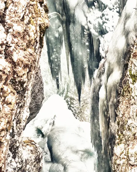 Gelo Cobrindo Rochas Cenário Dos Alpes Italianos — Fotografia de Stock