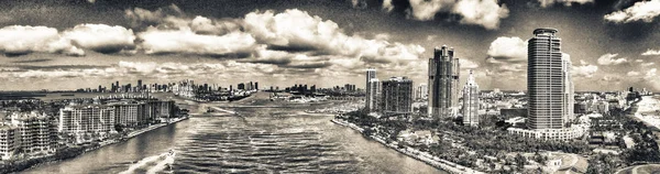 Widok Lotu Ptaka Panoramę Miami Wybrzeże South Pointe Park Florydzie — Zdjęcie stockowe